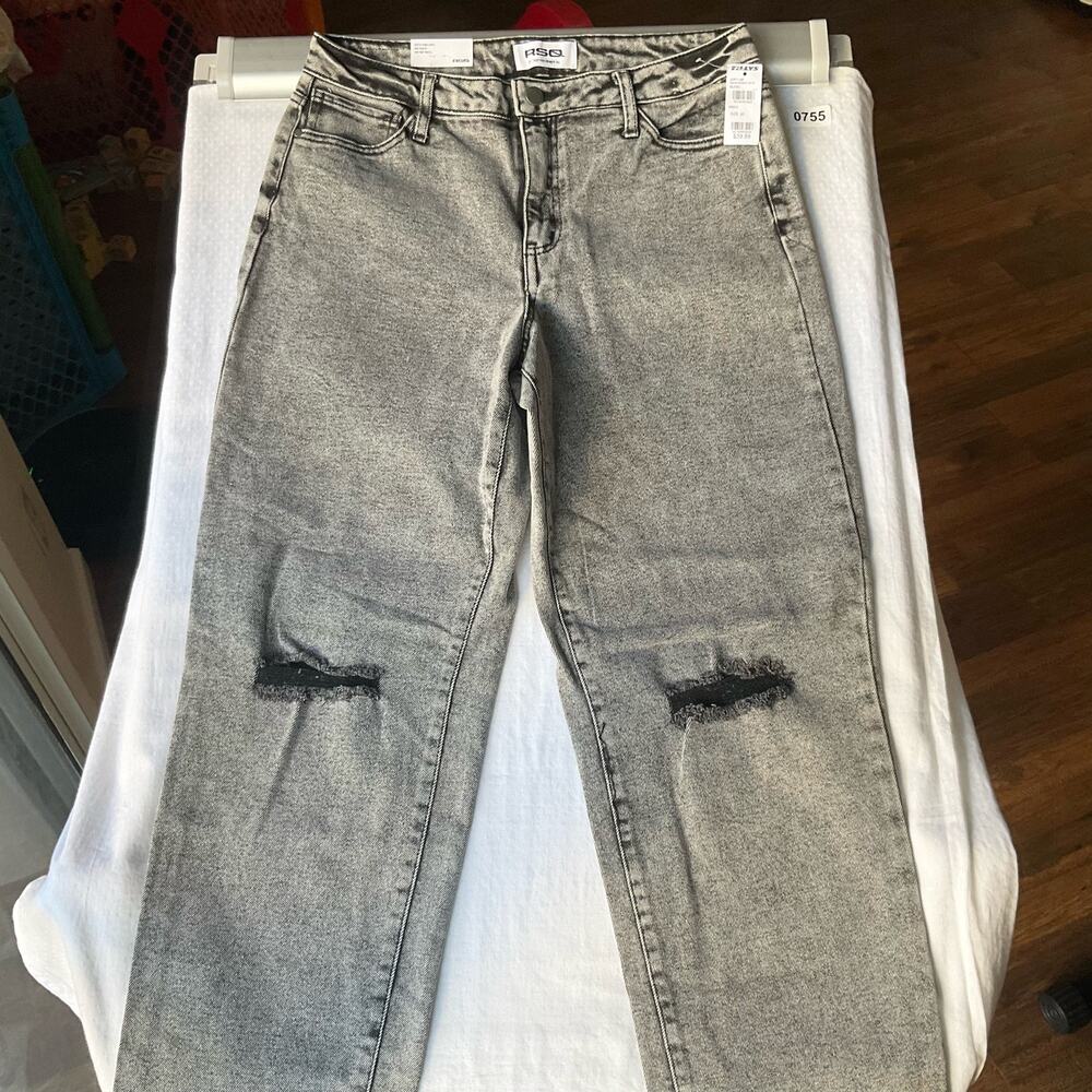 RSQ Women’s High Rise Straight Leg Denim Frayed Jeans, size 30, Gray, NWT
